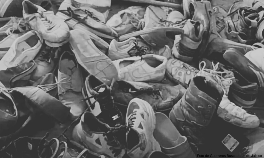 Hallan tres hornos clandestinos así como 400 pares de zapatos en Jalisco