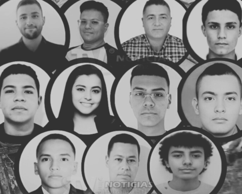 Nueve estudiantes muertos en accidente de autobús en Colombia