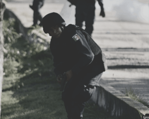 Expolicías federales combaten como mercenarios en guerra de Ucrania
